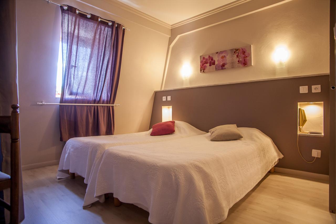 Logis Hotels - Auberge De L'Ile - Hotel 3 Etoiles Et Restaurant Creysse  المظهر الخارجي الصورة