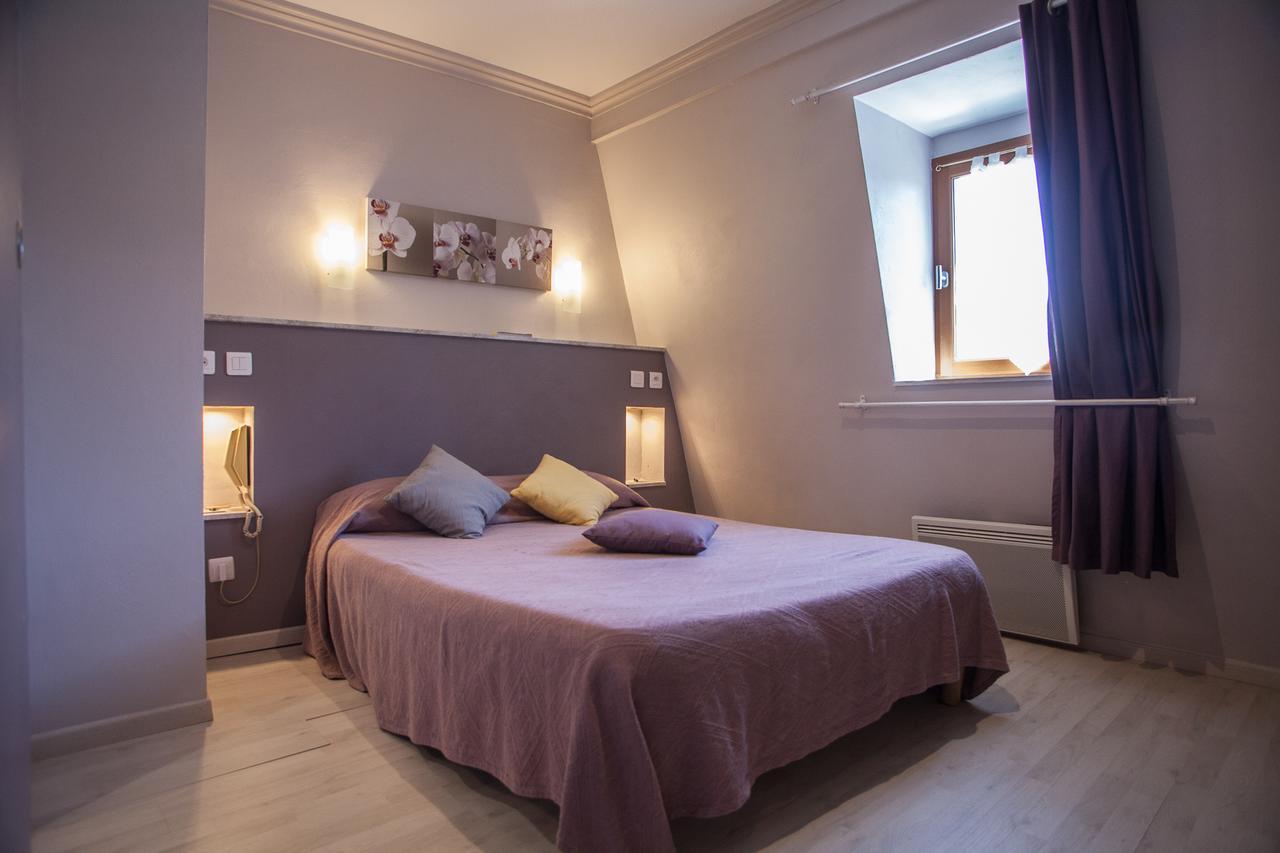 Logis Hotels - Auberge De L'Ile - Hotel 3 Etoiles Et Restaurant Creysse  المظهر الخارجي الصورة