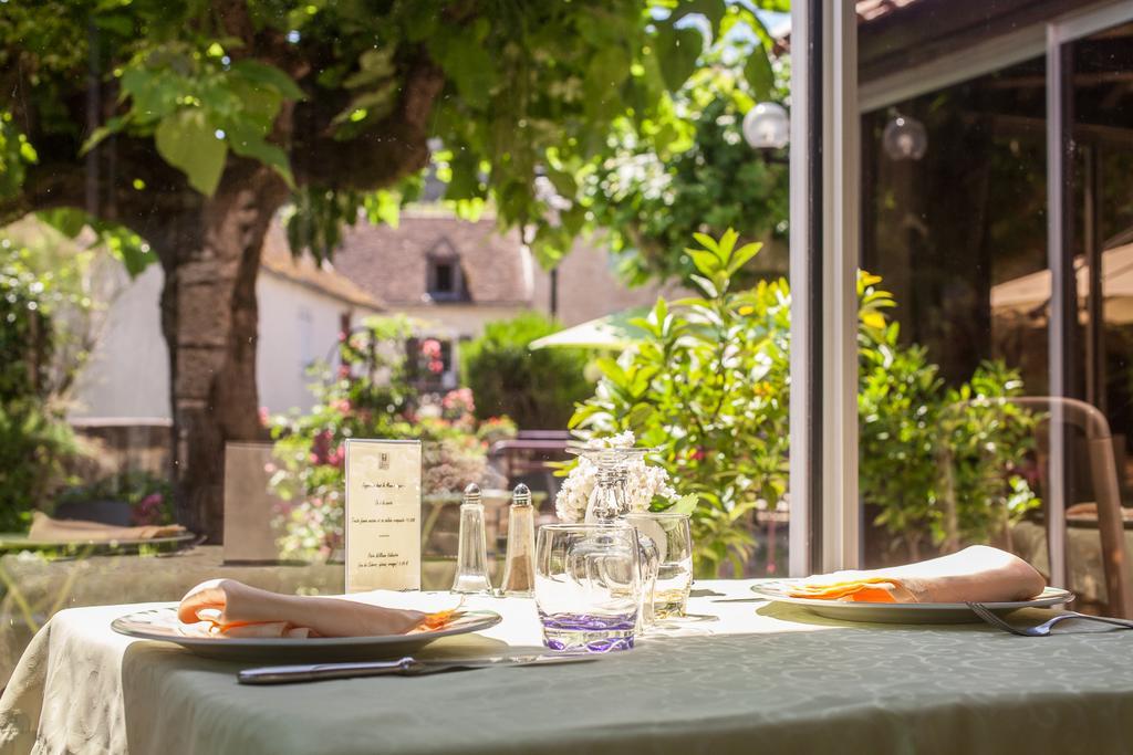 Logis Hotels - Auberge De L'Ile - Hotel 3 Etoiles Et Restaurant Creysse  المظهر الخارجي الصورة