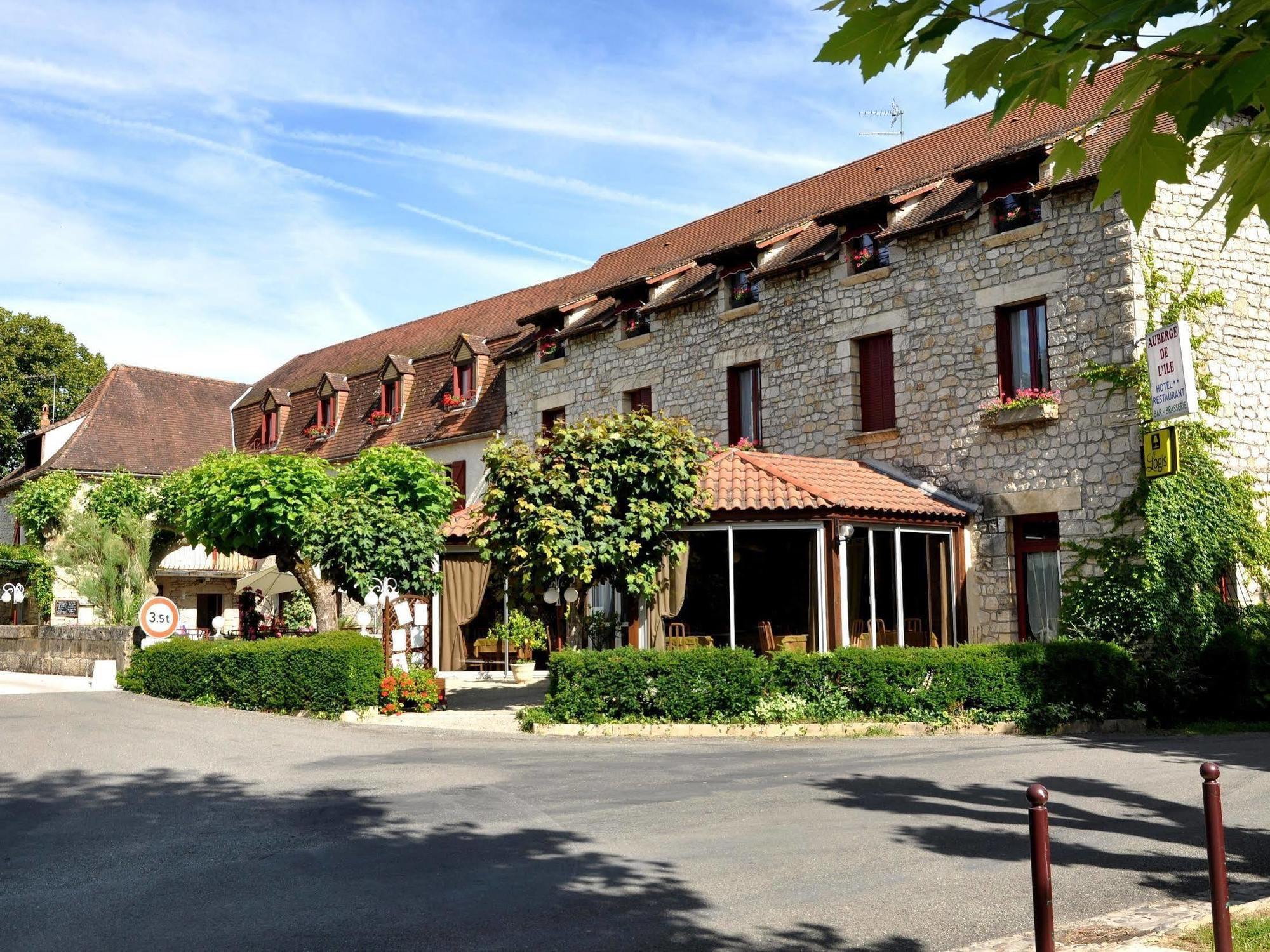 Logis Hotels - Auberge De L'Ile - Hotel 3 Etoiles Et Restaurant Creysse  المظهر الخارجي الصورة
